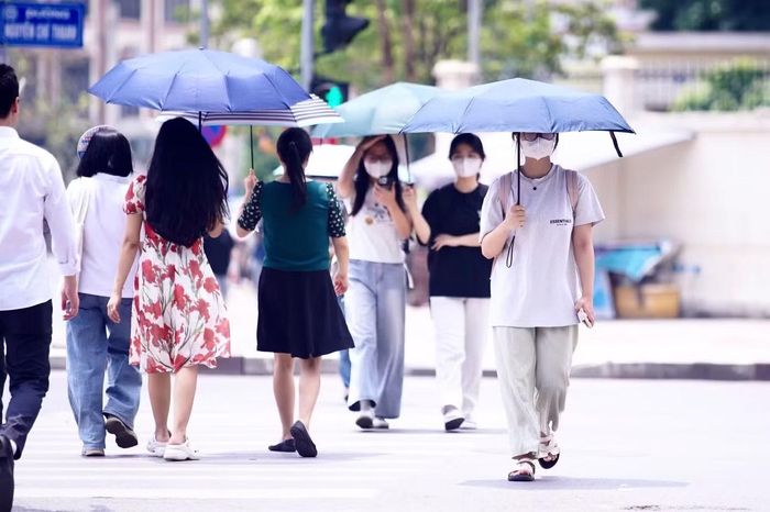 Miền Bắc oi nóng trong hôm nay (1/9).