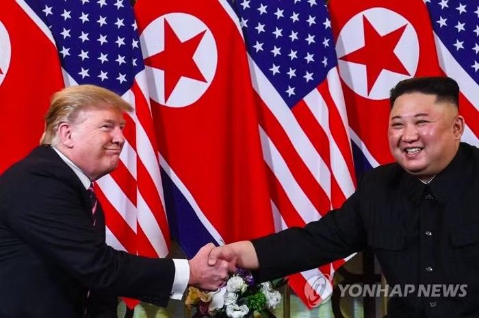 Tổng thống Mỹ Donald Trump và Chủ tịch Triều Tiên Kim Jong Un trong cuộc gặp năm 2019. (Ảnh: Yonhap)