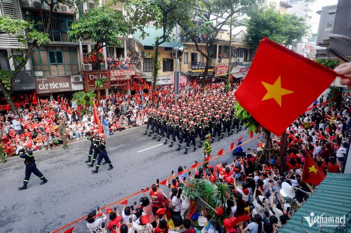 Diễu binh kỷ niệm 80 năm Quốc khánh. Ảnh: Dương Quốc Bình