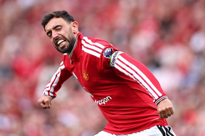 Bruno Fernandes vừa lập hat-trick vào lưới Ipswich - Ảnh: SunSport