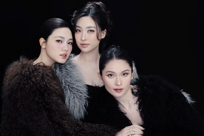 Á hậu Thanh Tú bên hoa hậu Đỗ Mỹ Linh và á hậu Thùy Dung.