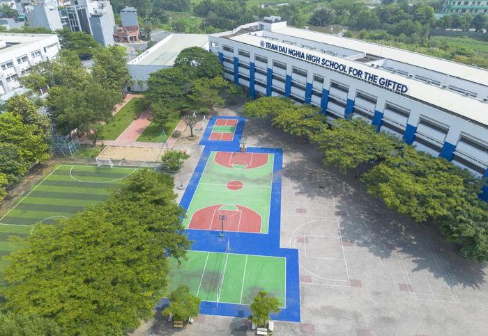 Hiện trụ sở Trường THPT Chuyên Trần Đại Nghĩa đặt tại Lô P2 Khu tái định cư 38,4 ha, phường An Khánh, TPHCM. Ảnh: Nhà trường