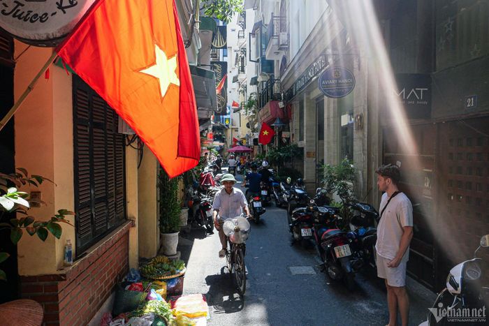 Món phở Sướng ở "thiên đường ẩm thực" ngõ Trung Yên. Ảnh: Linh Trang