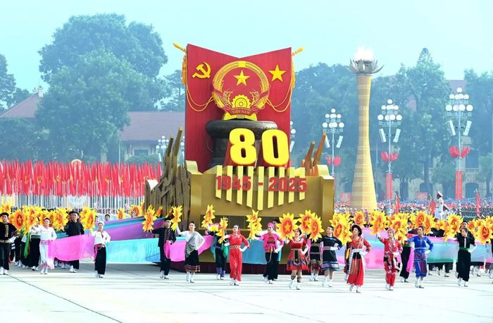 Lễ diễu binh, diễu hành kỷ niệm 80 năm Cách mạng Tháng Tám thành công và Quốc khánh 2/9.
