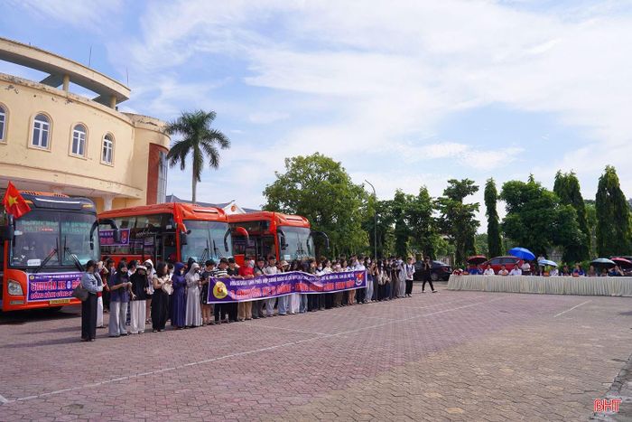 Chương trình “Chuyến xe 0 đồng” được Nhà xe Châu Tịnh tổ chức suốt 7 năm qua.