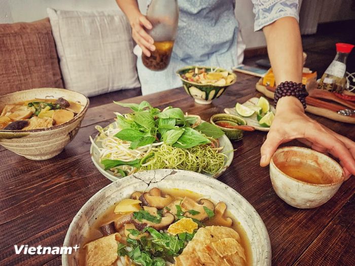 Các loại rau gia vị không thể thiếu trong các món ăn Việt Nam. (Ảnh: Xuân Mai/Vietnam+)