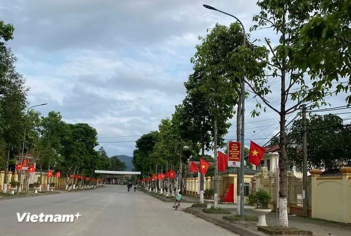 Cùng với người dân cả nước hân hoan chào mừng Tết Độc lập 2/9, đồng bào miền núi phía Tây tỉnh Nghệ An cũng tổ chức nhiều hoạt động văn hóa, văn nghệ, thể thao vui chơi, giao lưu trong những ngày nghỉ lễ. (Nguồn: Vietnam+)