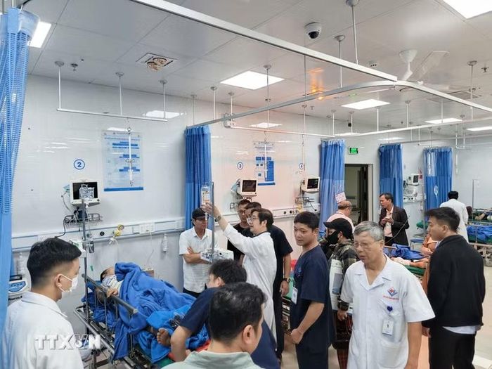 Các nạn nhân đang được điều trị tại Bệnh viện Hùng Vương Gia Lai. (Ảnh: Hoài Nam/TTXVN)