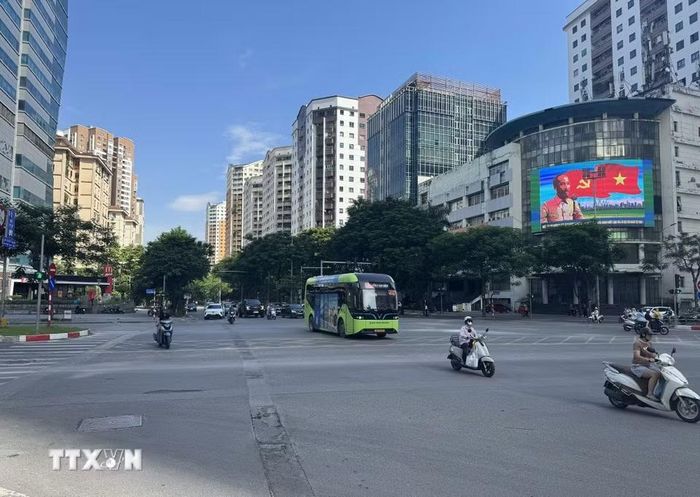 Hình ảnh giao thông tại nút giao Lê Văn Lương với Hoàng Đạo Thúy sáng ngày 1/9/2026 khá là thông thoáng. (Ảnh: Quốc Lũy/TTXVN)