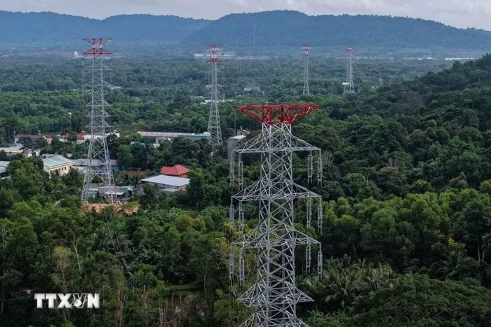 Các công trình điện trên địa bàn đặc khu Phú Quốc (An Giang). (Ảnh: TTXVN phát)