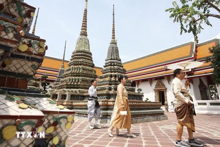 Khách du lịch tại Bangkok, Thái Lan. (Ảnh: THX/TTXVN)