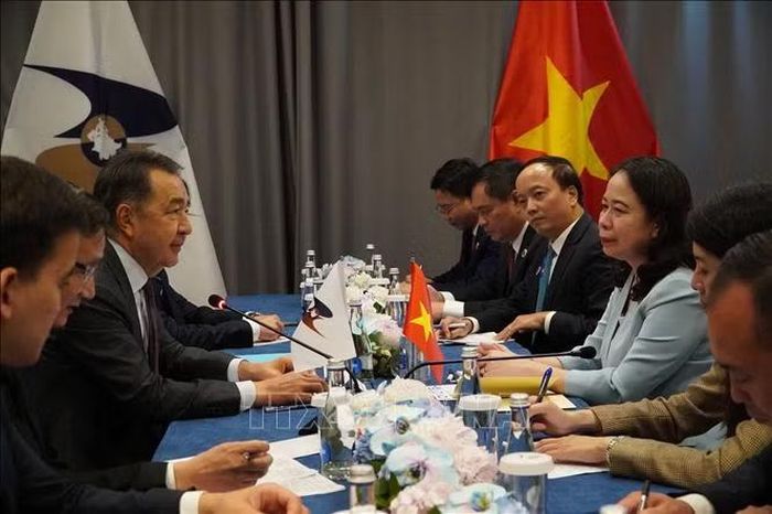 Phó Chủ tịch nước Võ Thị Ánh Xuân tiếp Chủ tịch Ủy ban Kinh tế Á - Âu.