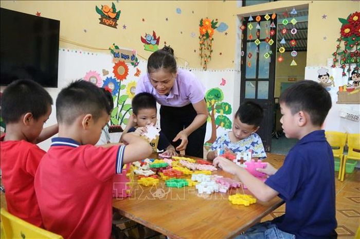 Sau sắp xếp, tỉnh Hưng Yên có trên 34.000 cán bộ quản lý, nhân viên và giáo viên tại 441 cơ sở giáo dục công lập.