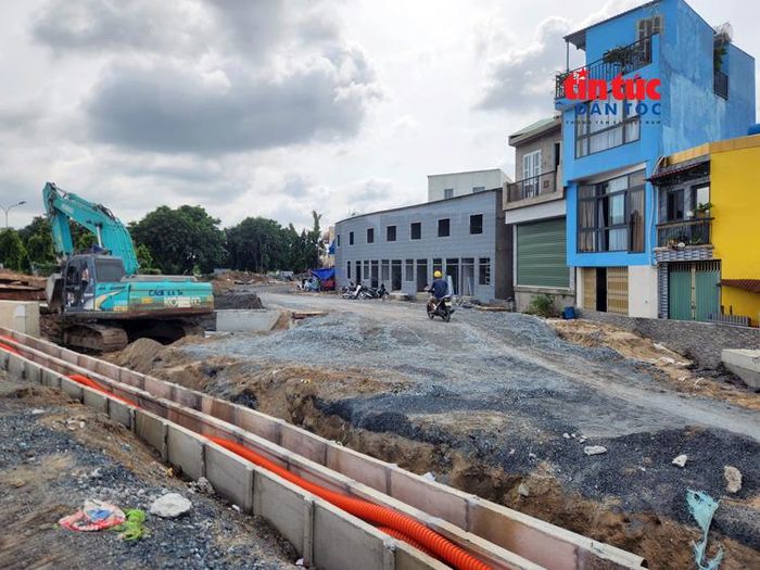 Phần tiếp giáp giữa 2 dự án chưa được kết nối đồng bộ.