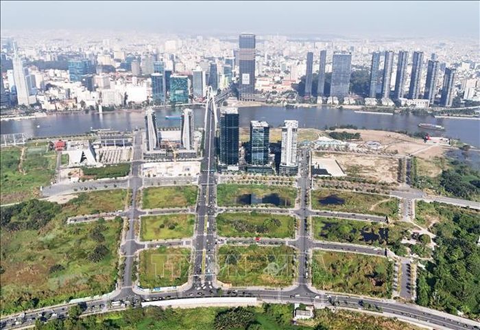 Giai đoạn ba sẽ xây dựng trụ sở hoàn chỉnh cho Trung tâm Tài chính quốc tế tại Thủ Thiêm. Ảnh: Hồng Đạt/TTXVN