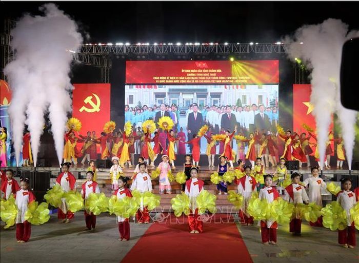 Chương trình nghệ thuật đặc biệt chào mừng Quốc khánh 2/9.