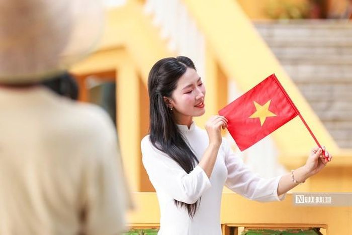 Biến khát vọng phát triển thành niềm tin, trách nhiệm và hành động cụ thể của mỗi người Việt Nam (Ảnh: Hữu Thắng).