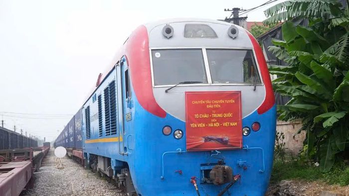 Hướng đi mới cho vận tải liên vận quốc tế bằng đường sắt. Ảnh: Nhật Minh