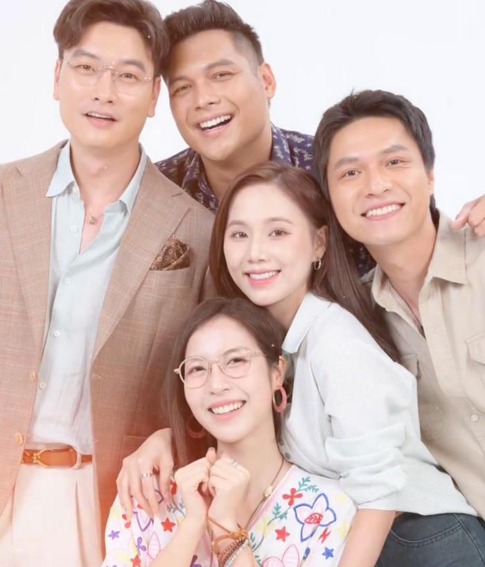 Dàn diễn viên trưởng thành trong Mùa Hè Năm Ấy.