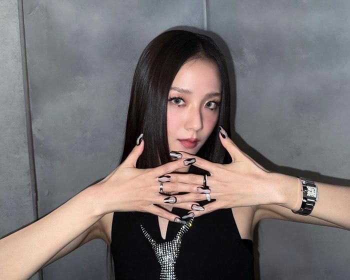 Jisoo cho biết cô đã rút kinh nghiệm từ sự cố năm xưa.