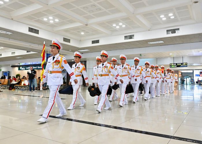 Đây là hoạt động nằm trong chuỗi chương trình “Âm hưởng tự hào - Chắp cánh Việt Nam” do Vietnam Airlines phối hợp với các đơn vị liên quan tổ chức nhân kỷ niệm 81 năm Quốc khánh.
