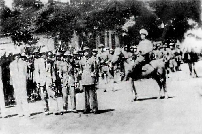 Lễ diễu binh tại thị xã Thanh Hóa ngày 2/9/1945 (Nguồn ảnh: Trung tâm Triển lãm và Xúc tiến Du lịch tỉnh Thanh Hóa)