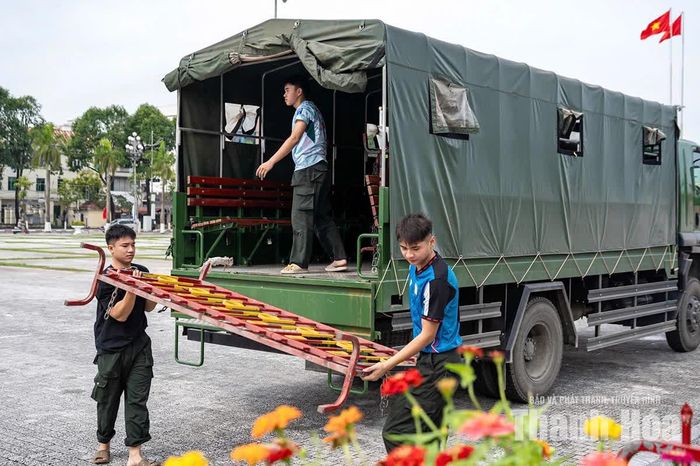 Mỗi bộ phận đảm nhận một nhiệm vụ khác nhau nhưng đều hướng đến mục tiêu chung là bảo đảm chương trình diễn ra thành công.