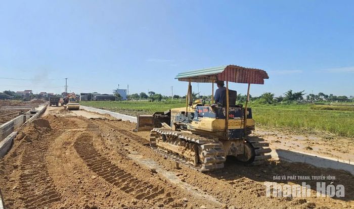 Không khí lao động tại dự án Khu dân cư Duyên Thượng, xã Yên Định trong ngày nghỉ lễ Quốc khánh 2/9.