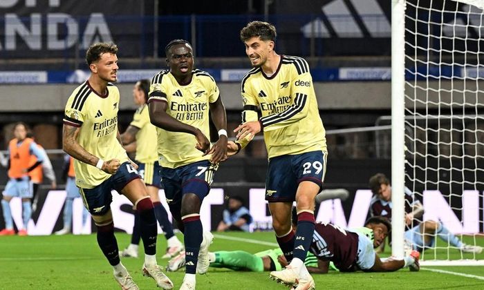 Arsenal có chiến thắng tối thiểu.