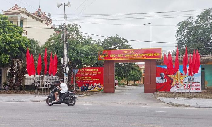  Trụ sở Uỷ ban MTTQ, các đoàn thể và Trung tâm phục vụ hành chính công phường Nếnh. 