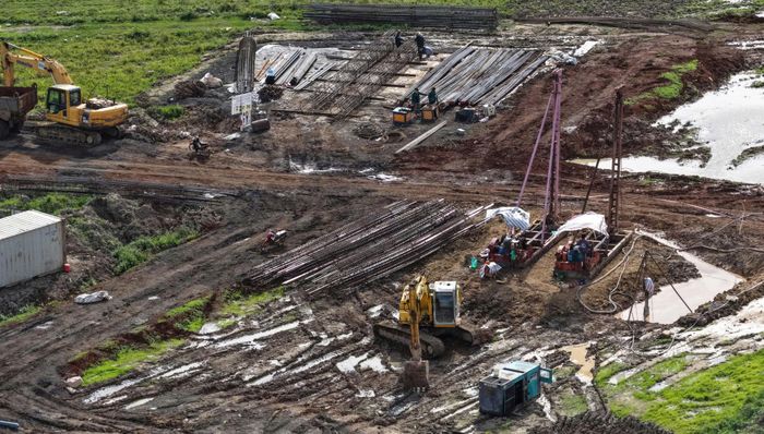 Một góc công trường thi công nút giao cao tốc Bảo Lộc - Liên Khương