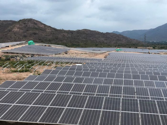 Quang cảnh 1 dự án điện mặt trời ở xã Tuy Phong