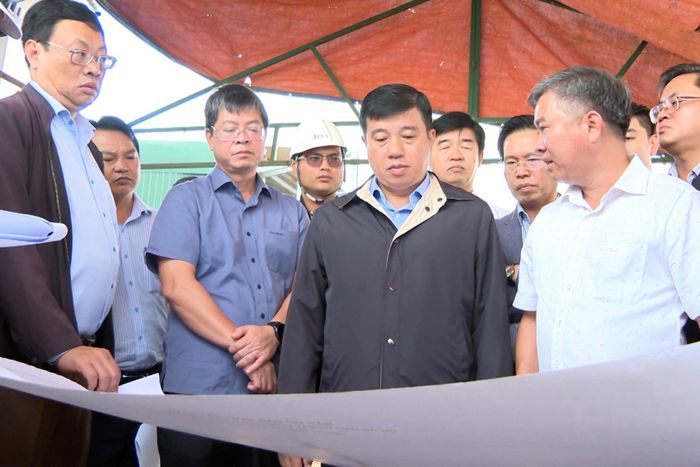 Ủy viên Ban Chấp hành Trung ương Đảng, Bí thư Tỉnh ủy, Trưởng Đoàn ĐBQH tỉnh Lâm Đồng Y Thanh Hà Niê Kđăm cùng Đoàn công tác kiểm tra thực tế tại xã Đức Trọng