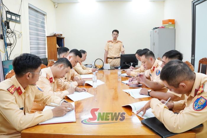 Đội Cảnh sát giao thông đường bộ số 1, Phòng Cảnh sát giao thông họp triển khai phương án đảm bảo trật tự ATGT dịp nghỉ lễ.