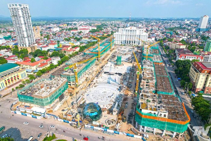 Dự án Phố đi bộ trung tâm Thái Nguyên đang được đẩy nhanh tiến độ thi công, từng bước hoàn thiện diện mạo không gian đô thị khu vực trung tâm của tỉnh.