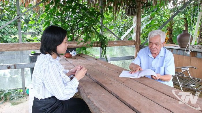 Ông Lê Nguyên Tố ghi chép cẩn thận lịch sử xã Phú Xuyên.