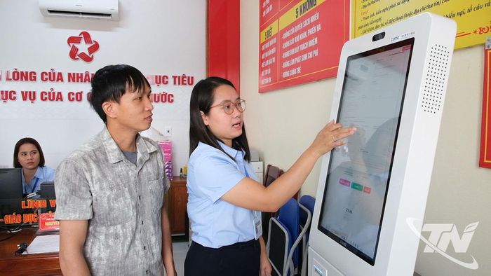 Tính đến ngày 14/7/2026, Phú Xuyên xếp vị trí 3/92 xã, phường của tỉnh về điểm chỉ số đánh giá sự hài lòng của người dân, doanh nghiệp.