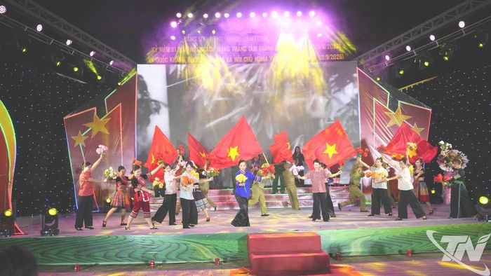 Thái Nguyên vang khúc ca Độc lập, rực rỡ đêm Quốc khánh