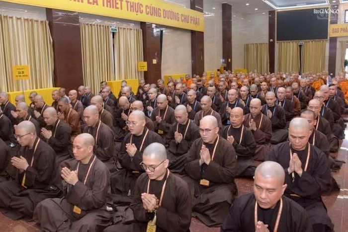 Giới tử Tăng hệ phái Bắc tông thi tụng luật