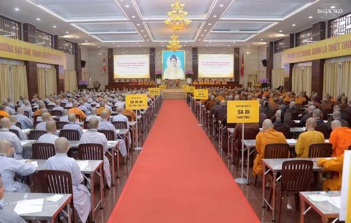 Giới tử thi viết trong 90 phút, tại Việt Nam Quốc Tự