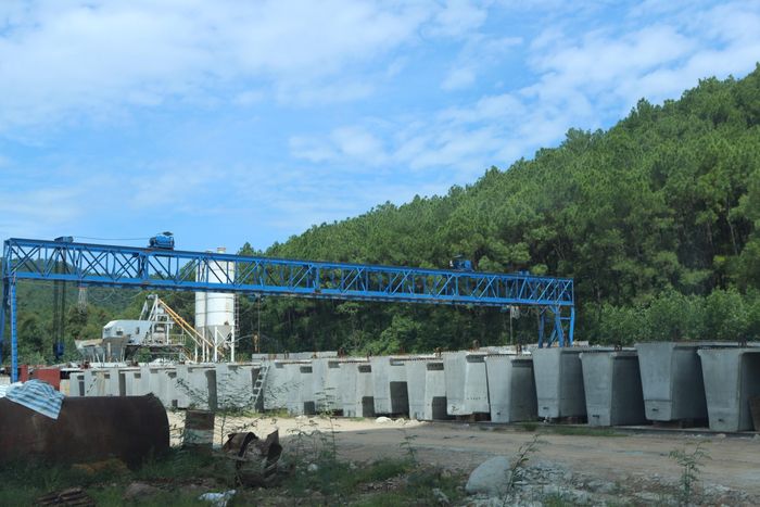 Các phiến dầm Supper T được đúc và tập kết tại các bãi đúc để sẵn sàng cho công đoạn cẩu lắp dầm.