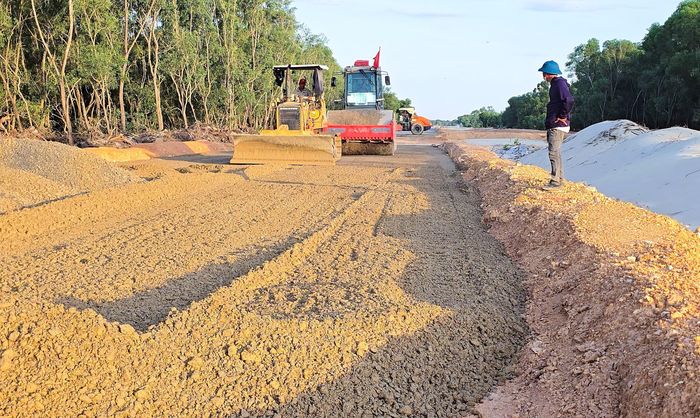 Dự án có tổng chiều dài giai đoạn 1 khoảng 48km, qua địa bàn các xã Vĩnh Hoàng, Cửa Tùng, Bến Hải, Gio Linh, Cửa Việt, Nam Cửa Việt, Triệu Bình và phường Nam Đông Hà. Thời gian thực hiện dự án từ năm 2021-2027.
