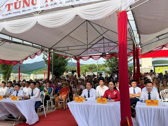 Các đại biểu tham dự buổi Lễ