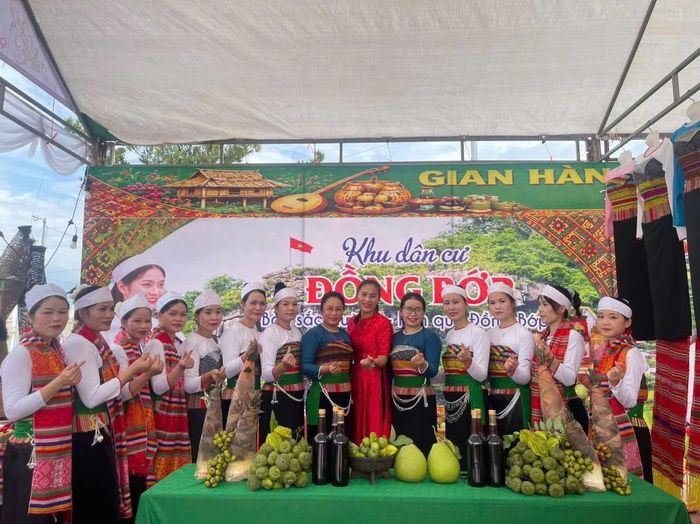 Gian trưng bày khu dân dân cư Đồng Bớp