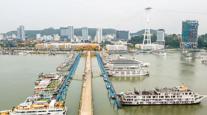 Cảng tàu khách quốc tế Hạ Long sẵn sàng phục vụ du khách.