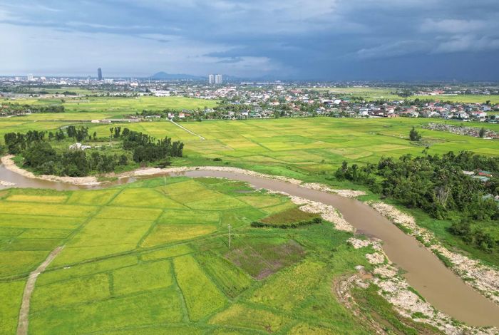 Dự án tăng cường khả năng tiêu thoát lũ hạ du hồ Kẻ Gỗ với tổng mức đầu tư 950 tỷ đồng đang được thi công trên tất cả các nhánh, tuyến.