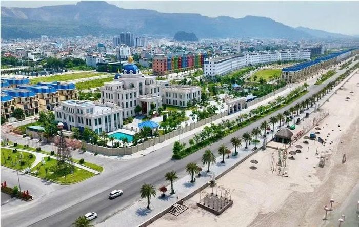  Diện mạo TP Quảng Ninh hôm nay. 