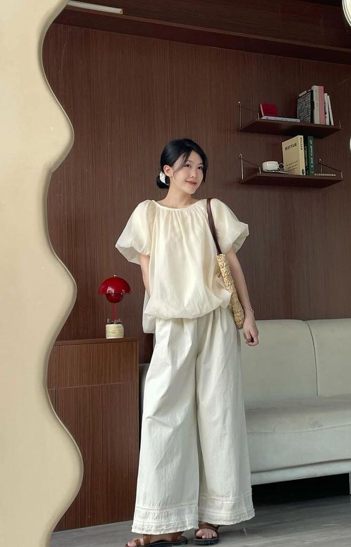 Phối đồ cân đối giúp nàng gầy tạo cảm giác vóc dáng đầy đặn, hài hòa hơn.