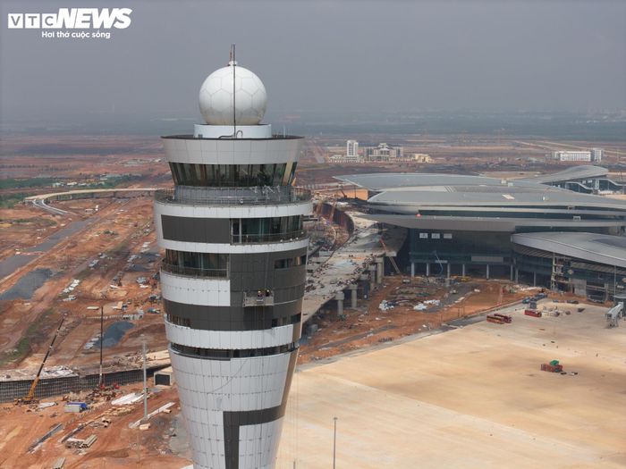 Theo kế hoạch, tháng 9/2026, sân bay Long Thành bắt đầu vận hành thử nghiệm và đến cuối năm 2026 sẽ đưa vào khai thác thương mại.