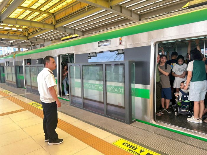 Công tác bảo đảm an toàn cho hành khách được Hanoi Metro đặc biệt chú trọng. Ảnh: Hanoi Metro.